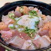 海鮮丼専門店 魚とおこめとドンブリと - 海鮮温玉塩ダレ丼