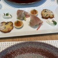 ミクニ マルノウチ - 