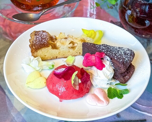 FLOWER CAFE MONTPARNASSE （フラワー カフェ モンパルナス） - 東梅田