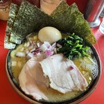 どんとこい家 - 昼めしセットのラーメン並＋紫玉ねぎ