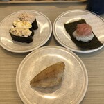 はま寿司 - サラダ軍艦３種、海苔乗せ？トロタク、炙りのどぐろ