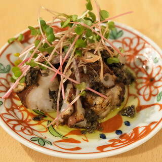 自社魚屋「魚屋海老蔵」直送◎鮮魚カルパッチョを贅沢に堪能