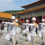 思慕昔 - 衛兵交代式は観光客で賑わう