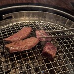 295350236 - 