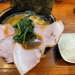 ラーメン 末廣家 - 