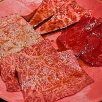 和牛とタン 焼肉 とみ 新橋本店 - 