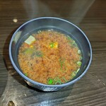 やっちろ - 赤出汁