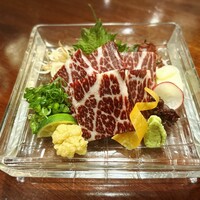 土佐料理 祢保希 赤坂店 - 鯨のお刺身