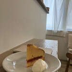 喫茶tton - この席がいちばん落ち着きます