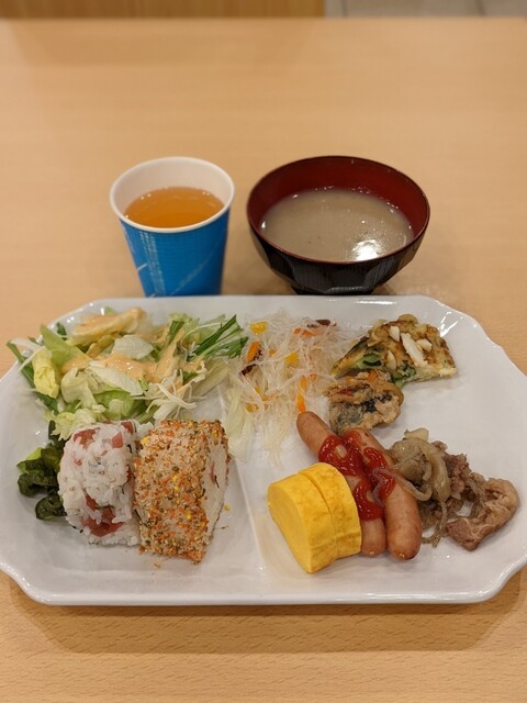 Toyoko Inn Shinjuku Kabukicho photo 3