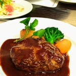 ステーキハウス松葉 - 和牛ハンバーグ