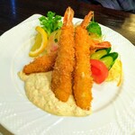 ステーキハウス松葉 - 無頭エビフライ三尾