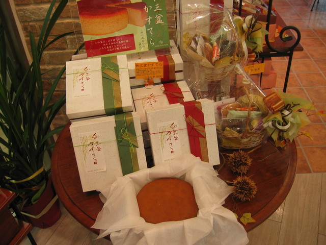 WORL BON BON 御所野店 - 四ツ小屋（ケーキ）の写真