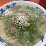 元祖ラーメン長浜家 - 上から