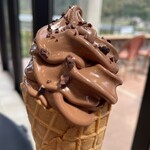 パティスリー&ブーランジェリー Cinq - Cielショコラ・プレミアムソフトクリーム