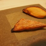 すし匠 - バチコとイサキのカラスミ・・。