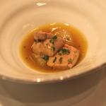 ア・ニュ ルトゥルヴェ・ヴー - フォアグラのポシェ　(2014/07)