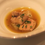 ア・ニュ ルトゥルヴェ・ヴー - フォアグラのポシェ　(2014/07)