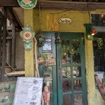 シェノワ - 入口