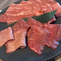 焼肉うしごろ 新宿三丁目店 - 