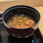 かどや - 汁物：味噌汁
