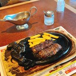 ブロンコビリー - 料理写真: