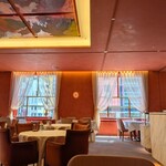 資生堂パーラー 銀座本店サロン・ド・カフェ - レンガ色の壁が素敵