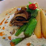 アプランティ - タイ風CoCo夏カレー（自家製えびラー油）930円