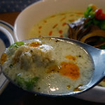 アプランティ - タイ風CoCo夏カレー（自家製えびラー油）930円