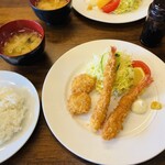 洋食レストランみつわ - ミックスフライ(エビ・ホタテ)
