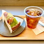 And Cafe Sacai - 季節のタルトキウイとオーガニックアイスティー　1270円