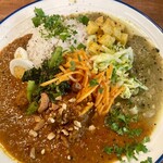 彼女のカレー - あいがけ　1800円