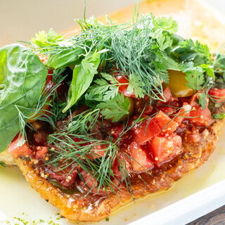 オーナー・髙山が手掛ける唯一無二のジャンルレス料理