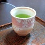 鳥常本店 - まずはお茶が