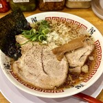 ラーメン階杉 - 料理写真:大竹ブラック、厚切りチャーシュー1枚トッピング