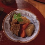 新奈 - 牛スジとこんにゃくの筑前煮