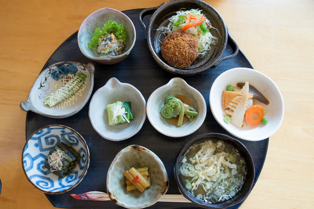 和楽日庵（わらびあん） - 福島市その他（郷土料理）の写真