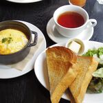 ブレッド&タパス 沢村 - 