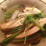麻布 かどわき - 松茸のスープ 7
      このまえに鮎があったので本当は8
