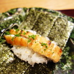 虎白 - 鰻の飯蒸し　海苔巻きにして