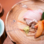 礼讃 - 鯛（明石）　赤貝（大分）