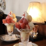 スイーツカフェ ルエル - ◉いちごのパフェ／880円税込