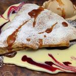 煎餅磨坊 - アップルのクレープキャラメルアイス添え