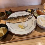 はちマル食堂 - 