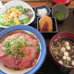 人と木 - 日替わり定食1,000円＋デザート500円＋コーヒー200円