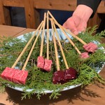 地獄温泉青風荘 - あか牛の　ミスジ　カイノミ　レバー　ハツ