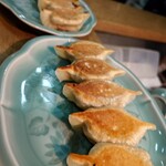 手作り餃子の店 吉春 - 
