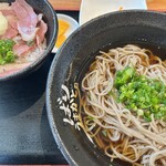 信州そば処 そば茶屋 - 日替わり（合鴨丼と蕎麦）蕎麦は大盛りに