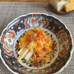 Ueda - ホワイトアスパラガスと龍の卵。