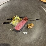 Ueda - 牛ランプのステーキ。柔らか〜い。